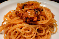 「食べるバーニャカウダ」をパスタにからめて